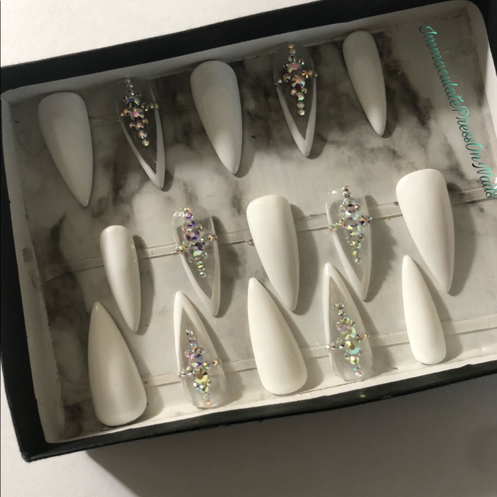 Authentic custom press on nail